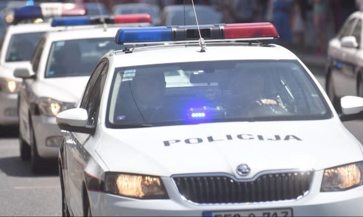 BOSNA I HERCEGOVINA🇧🇦NAPAO BIVŠU SUPRUGU