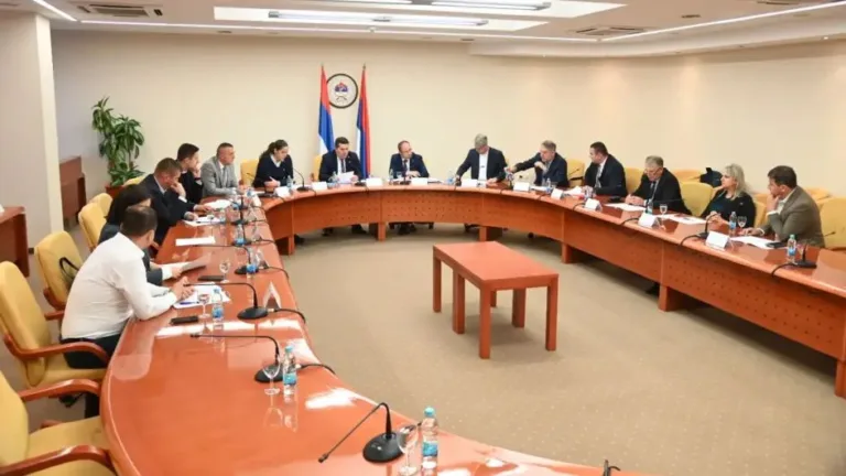 Kolegijum NSRS o datumu posebne sjednice