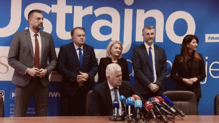 Čovićeva moć i nemoć Trojke