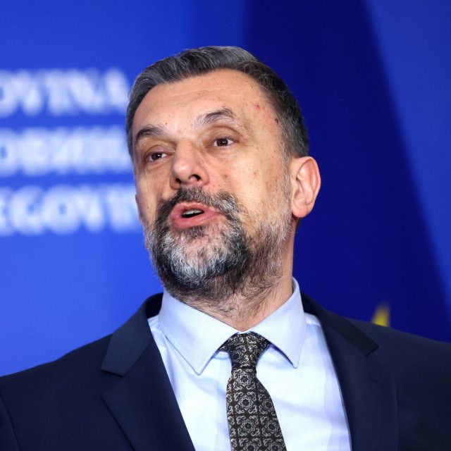 BESMISLENE OPTUŽBE