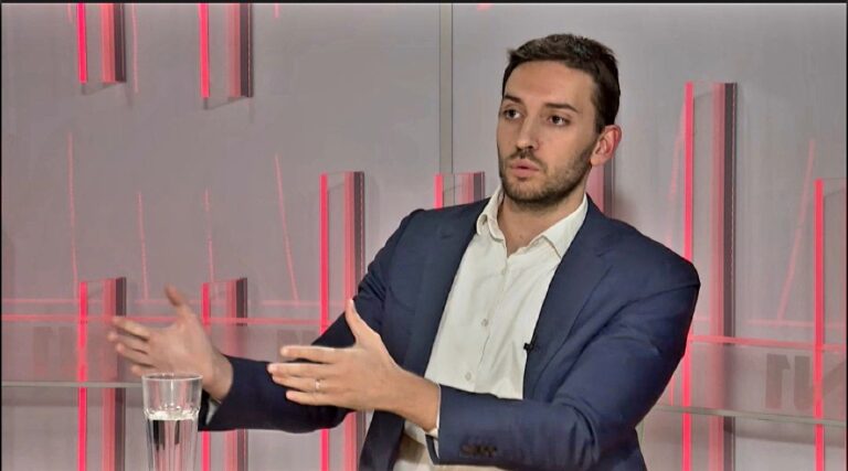 Pavle Grbović iz Beograda: Srebrenica je najniža tačka srpske historije, a 90-te su poraz Srbije