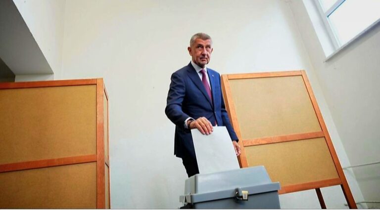 ANDREJ BABIŠ