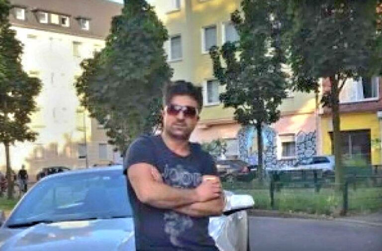 Turčin osvojio 10 milijuna eura na lutriji, odmah dao otkaz, ostavio curu i kupio Ferrari