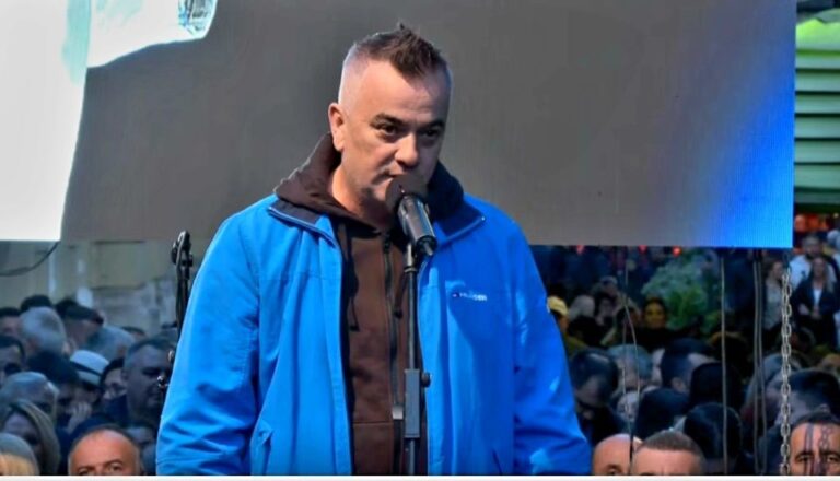 Kadirić najavio: Nije sve završeno, uskoro ćete dobiti još novih pjesama Halida Bešlića