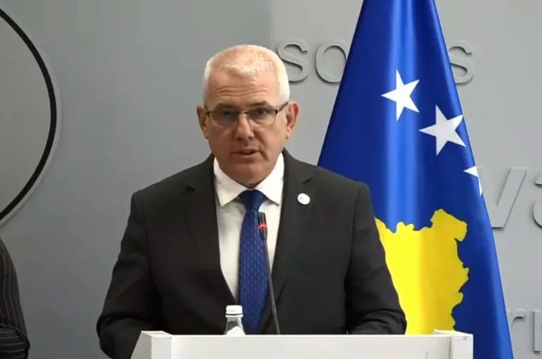 Sveča: Srbija narušila naš vazdušni prostor sa dronovima